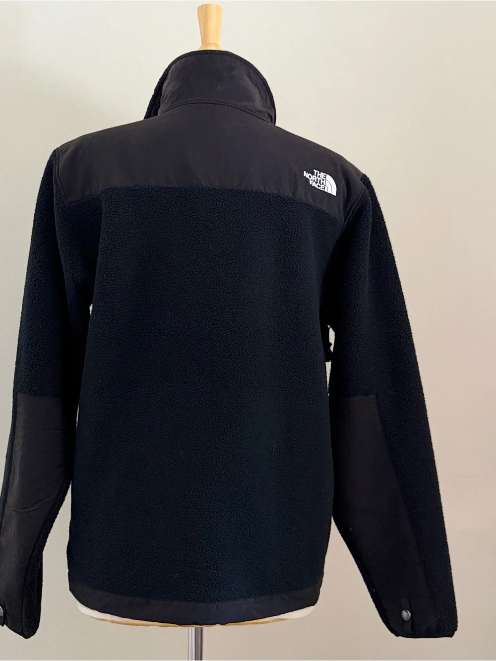 The North Face Men’s Fleece Jacket Black Size M New Without Tags